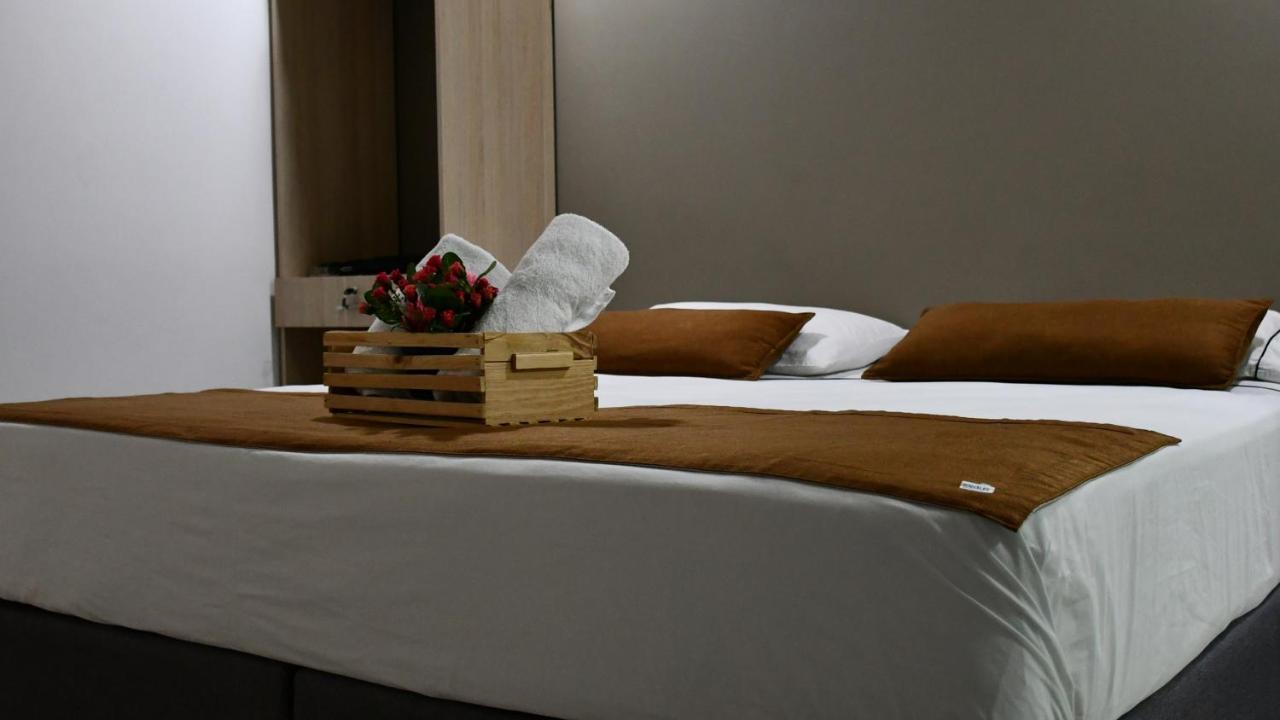 Hotel Boutique Plaza Medellín Exteriör bild